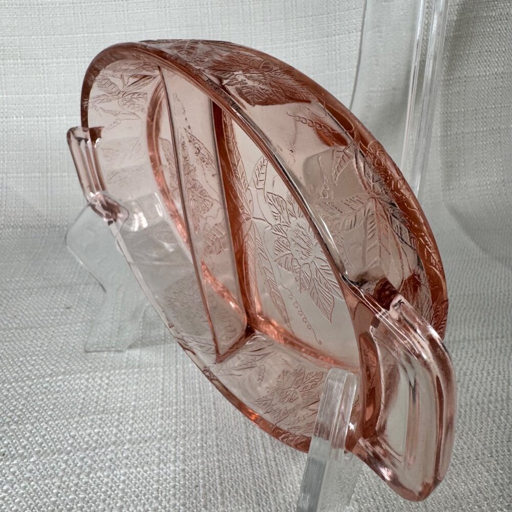Jeannette Vintage Pink Depression Glass Divided Relish Dish Poinsettia Design 8” - Picture 5 of 16